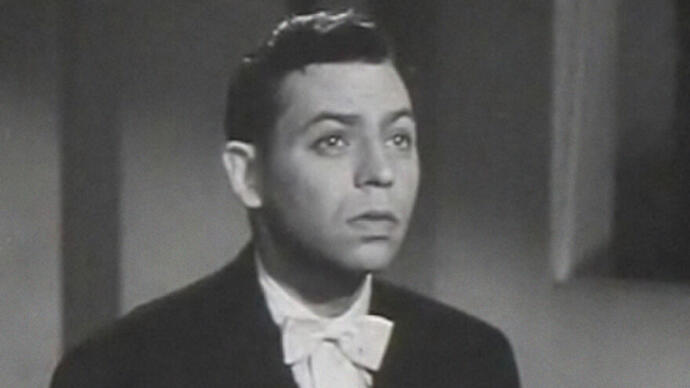 Portrait of Oscar Levant in a suit