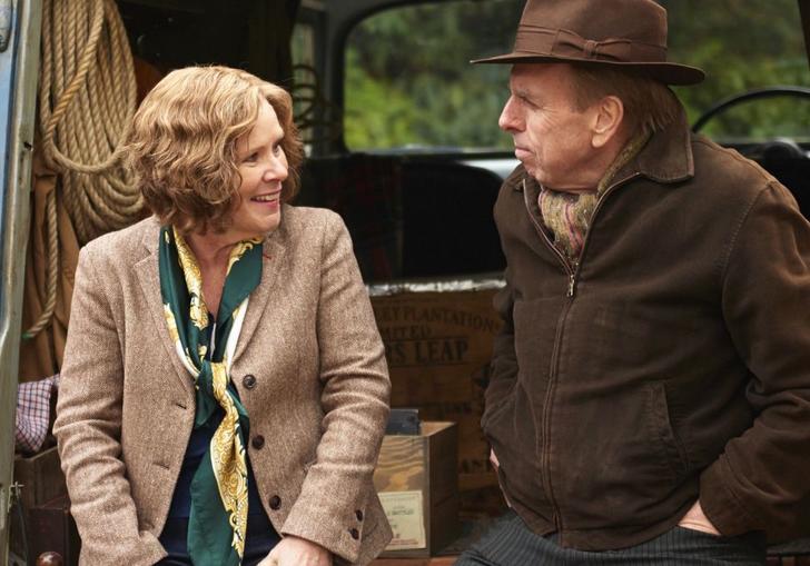 A still from Finding Your Feet