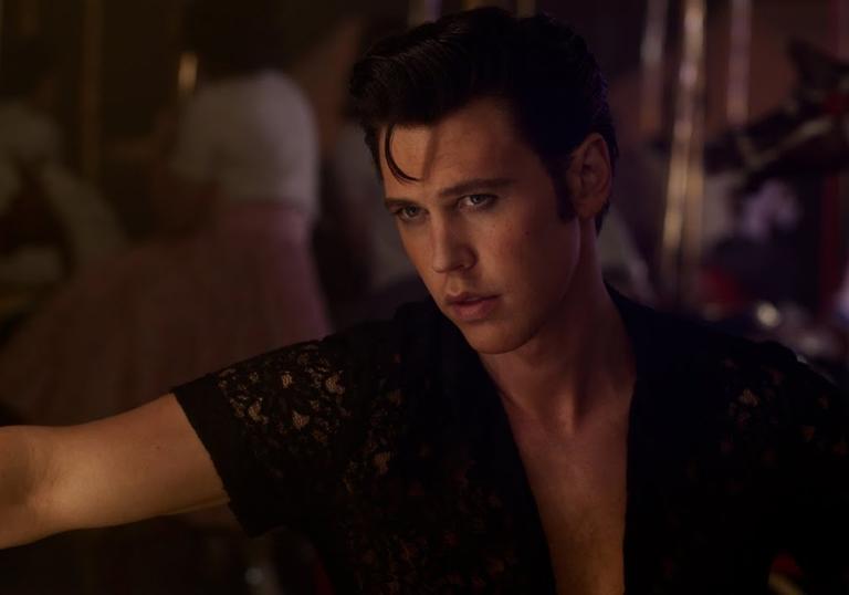 A still of Elvis from the Baz Luhrmann film Elvis