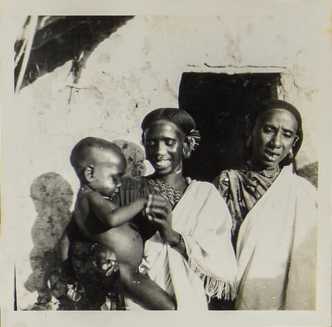 Living Lineages: Bajuni lives in the Powell-Cotton photographic archive ...