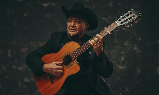 Eliades Ochoa - man with guitar